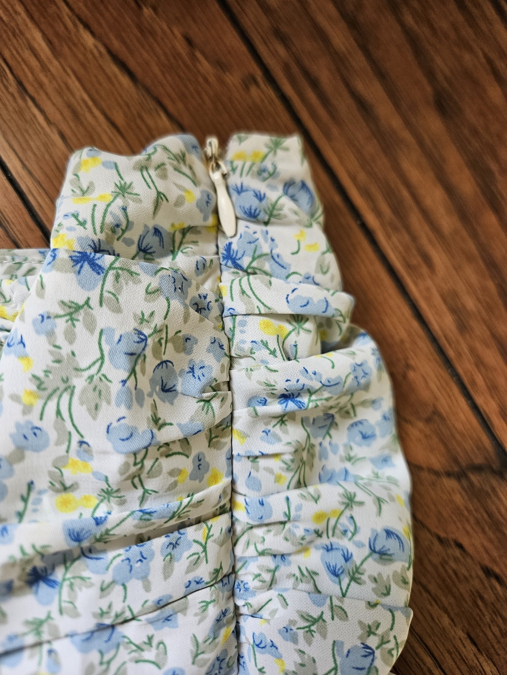 Floral Ruched Mini Skirt in Light Blue and Yellow - Picture 3 of 7